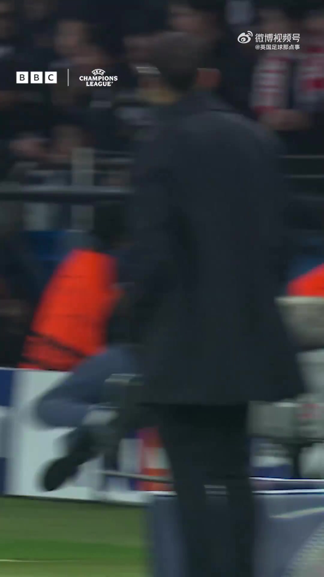 世界杯高清直播-记者：欧足联今日将宣布对内托推搡球童纪律调查程序的结果